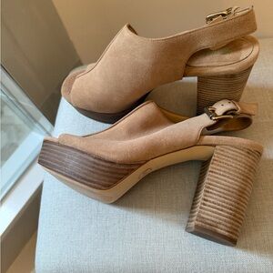 Michael Kors suede tan pumps size 10 nwt